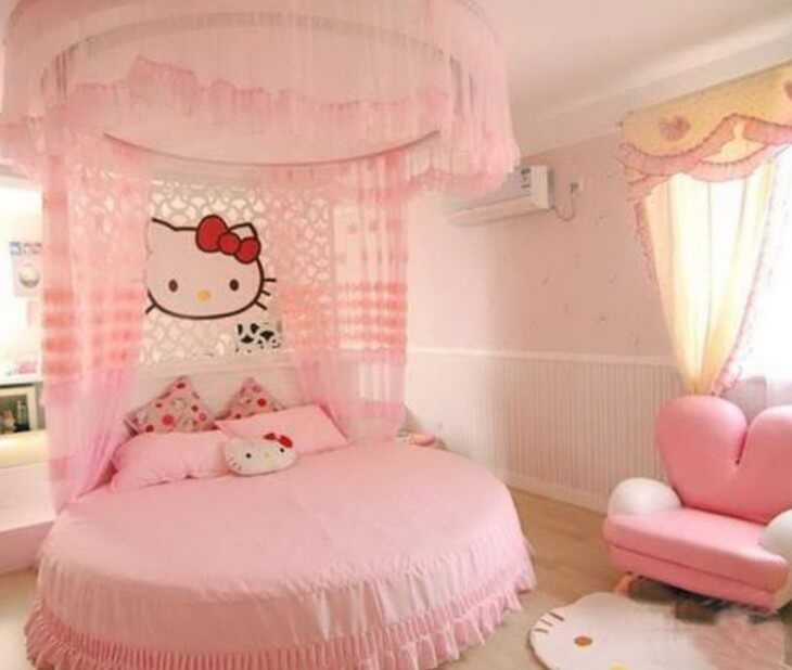 Hello Kitty bedroom