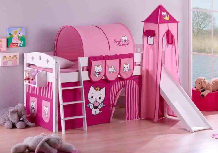 Hello Kitty bedroom