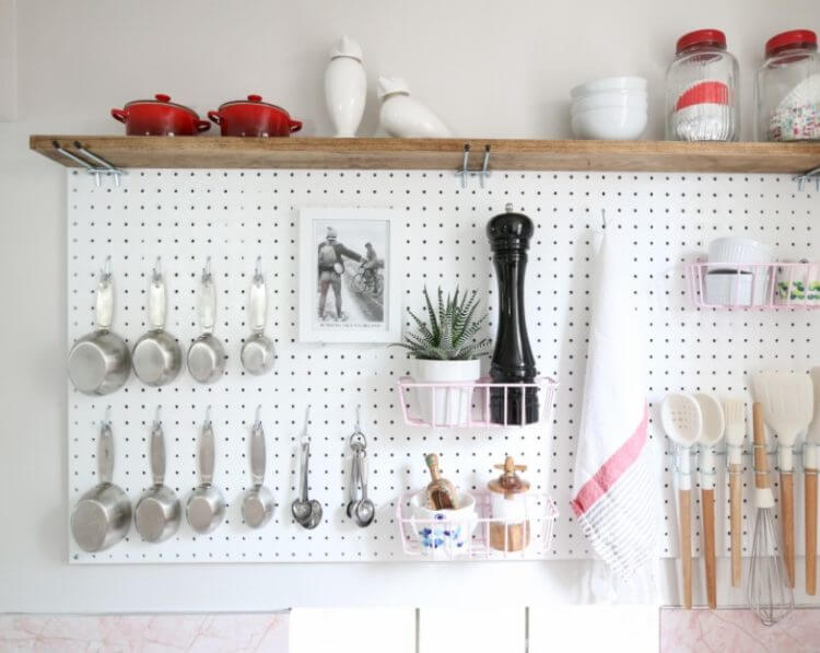 Do-It-Yourself Pegboard