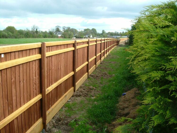 Ready-made Wood Noise Reducing Fencing