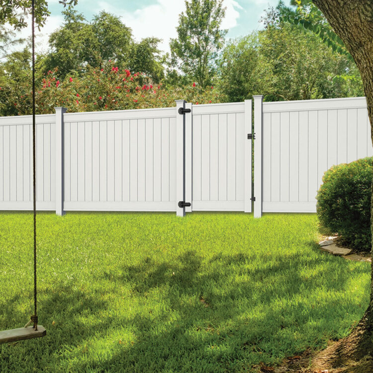 Vinyl Fence with Decorative Tops