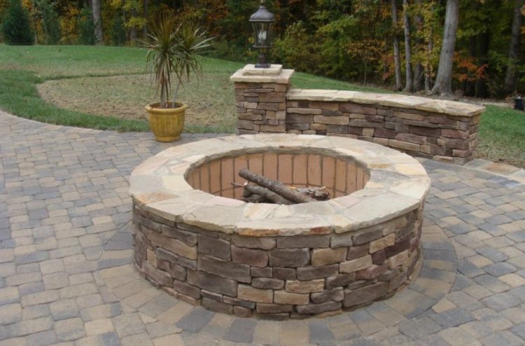 15 Outstanding Cinder Block Fire Pit Design Ideas For Outdoor