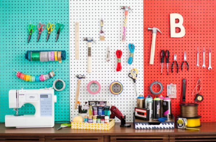 47 Easy Ways to Get Organized Making Use of DIY Pegboard Ideas