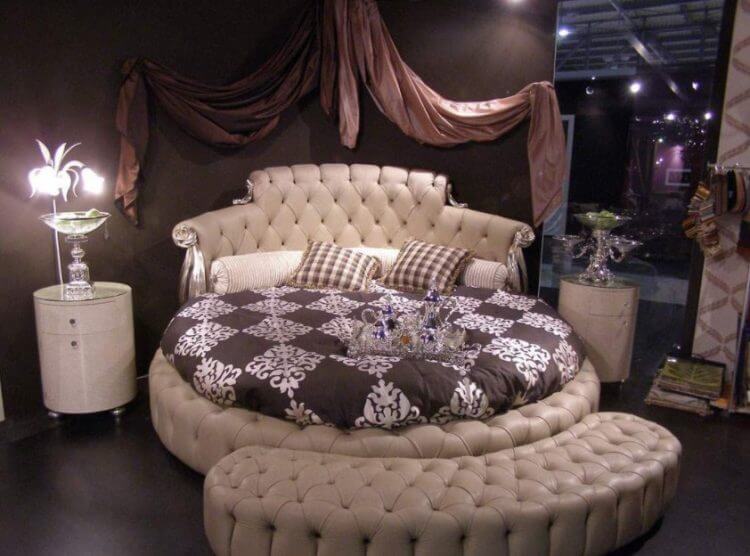 10 Exquisite Modern And Classic Round Beds For Your Sleep Space