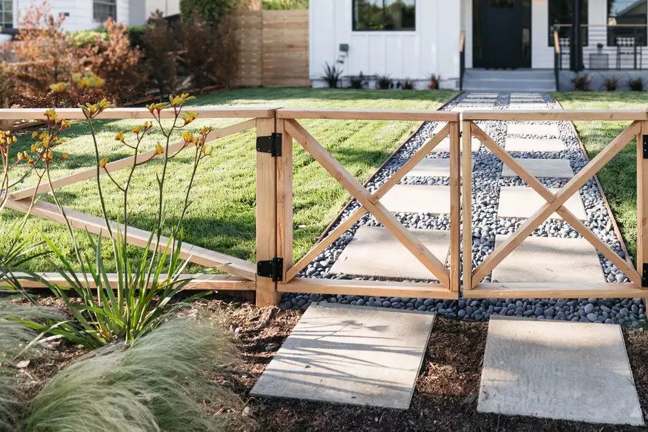 Hollow Minimalist Wood Fence